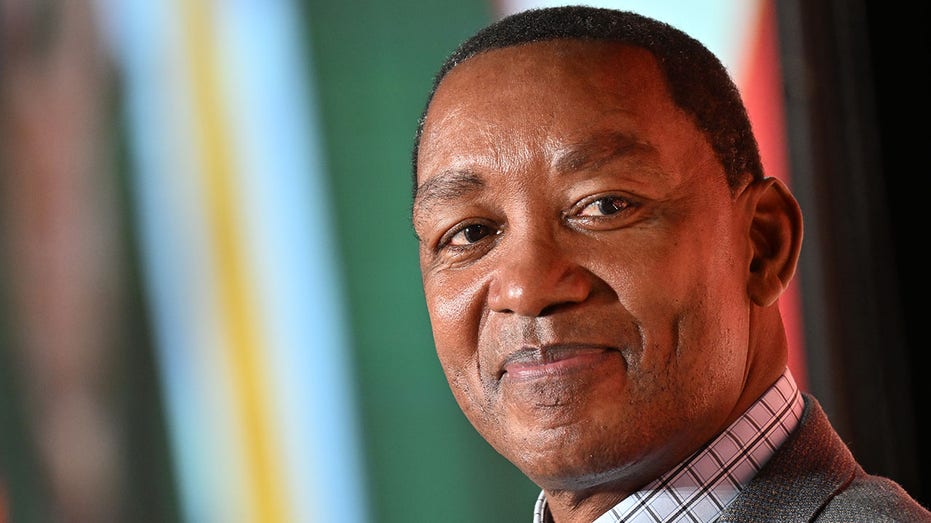 NBA legend Isiah Thomas thankful for ‘prayers and the love’ amid private battle with Bell’s palsy