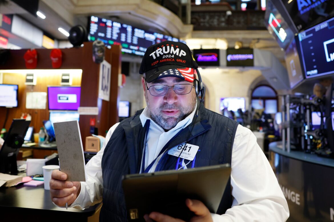 There are 3 possible 2025 outlooks for stocks — here’s how to find the right one