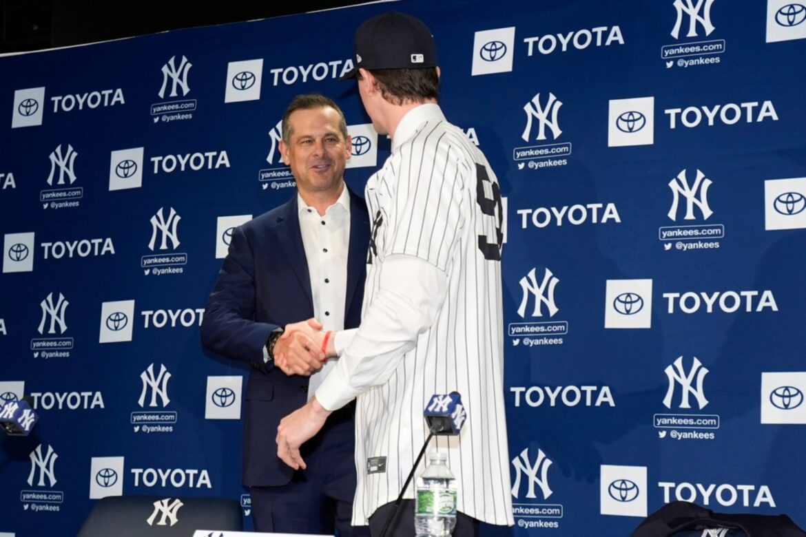 The Yankees run out of money and make an important decision with an eye on the future