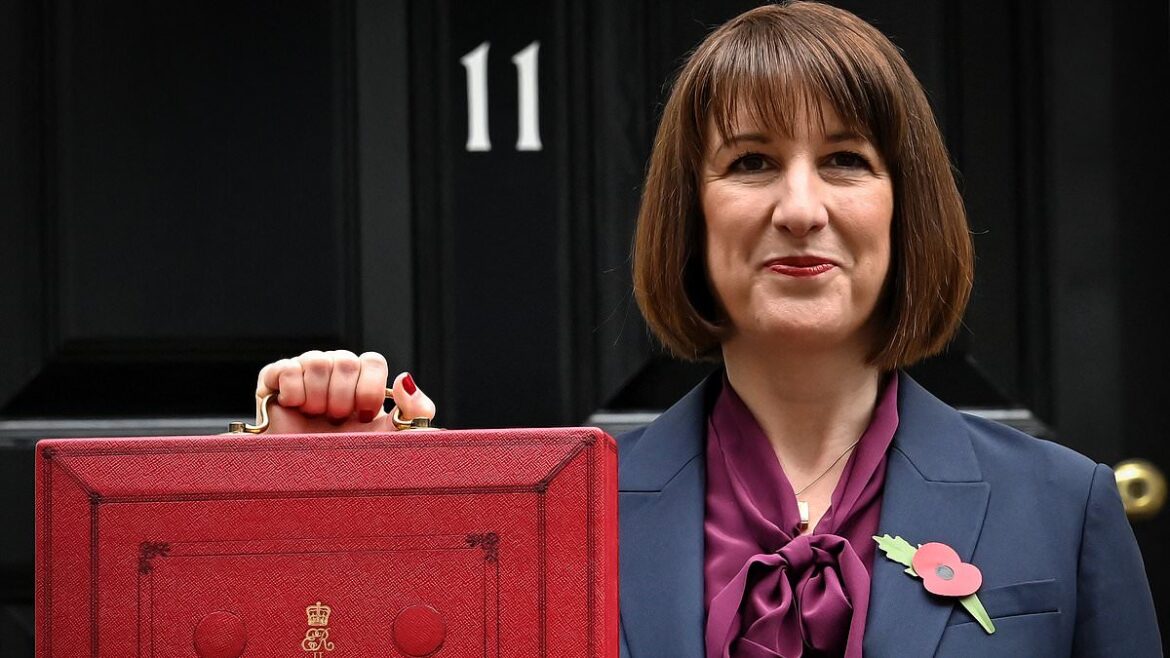 How long will Rachel Reeves last? Labour gloom has put Britain on brink of recession, says MAGGIE PAGANO