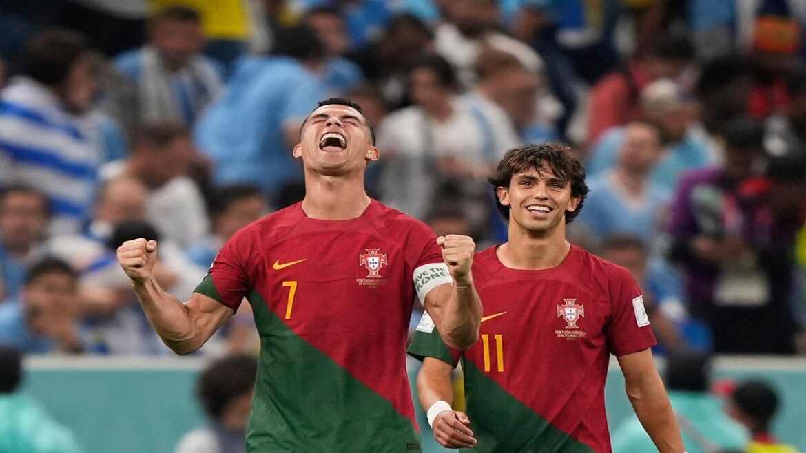 JoÃ£o FÃ©lix backs Cristiano Ronaldo for the 2026 World Cup: “He dreams of winning the trophy”