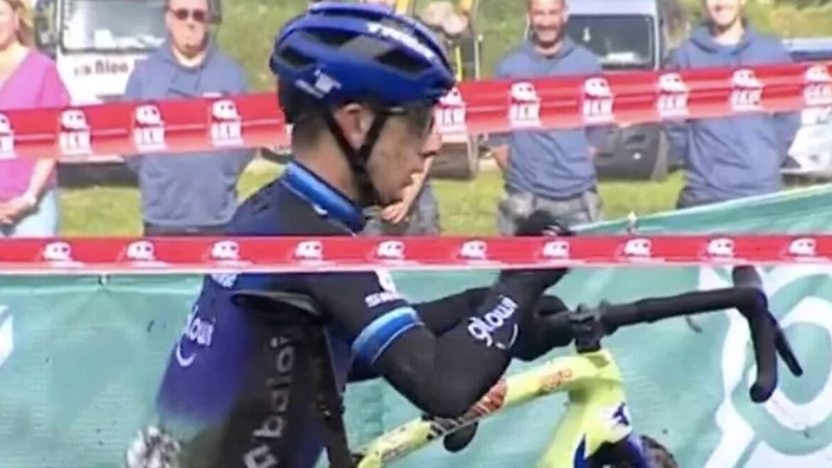 Bizarre moment cyclist pops his dislocated shoulder back into place mid-race by using his SADDLE before continuing the event