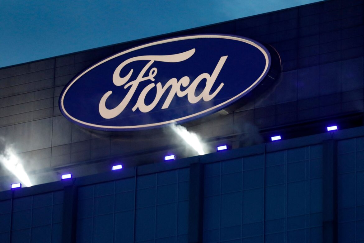 Ford recalls nearly 400,000 trucks, SUVs and cars