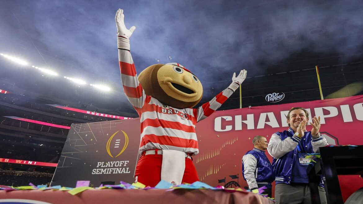 Ohio State Favored By 9 1/2 Points Over Notre Dame, 2nd-largest Spread In CFP Title Game History